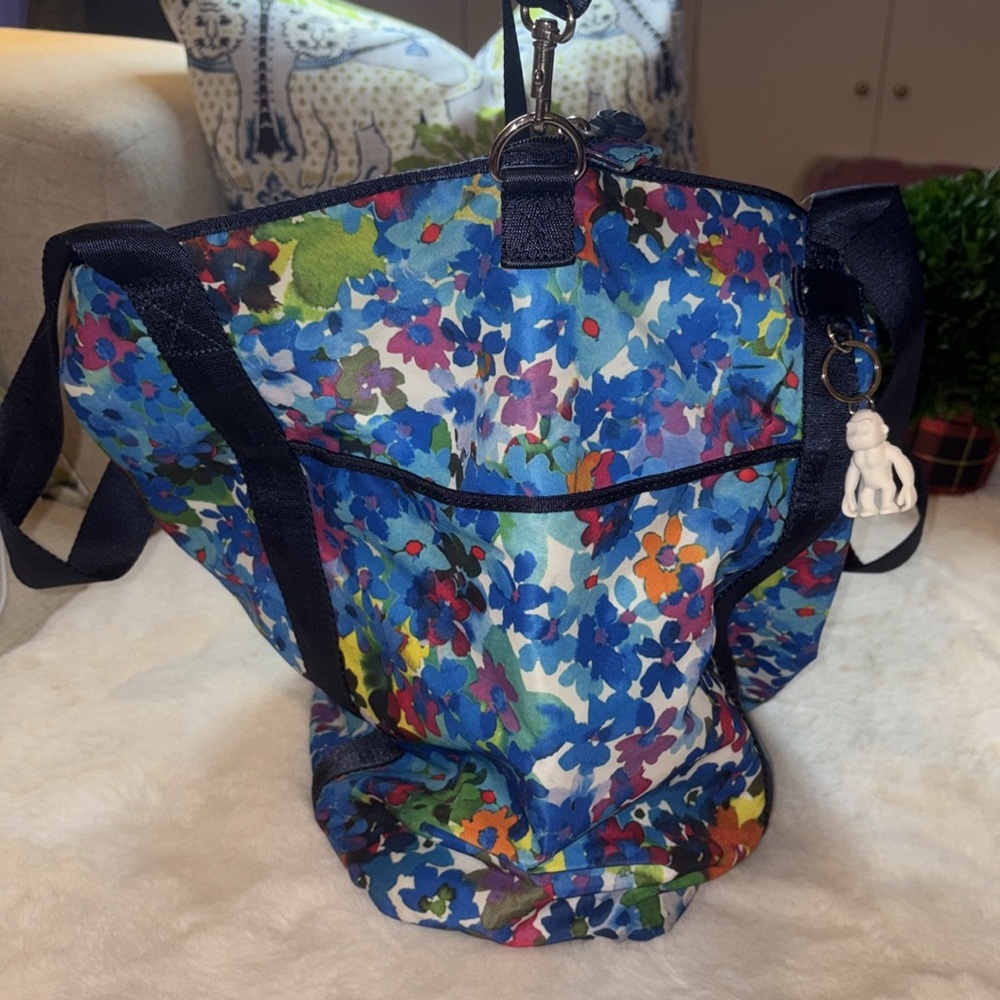 Kipling Colorful Large Tote Bag w/White Gorilla Charm Excellent Condition! - Picture 10 of 16